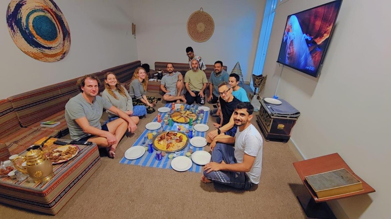 Legacy Hostel Маскат Экстерьер фото